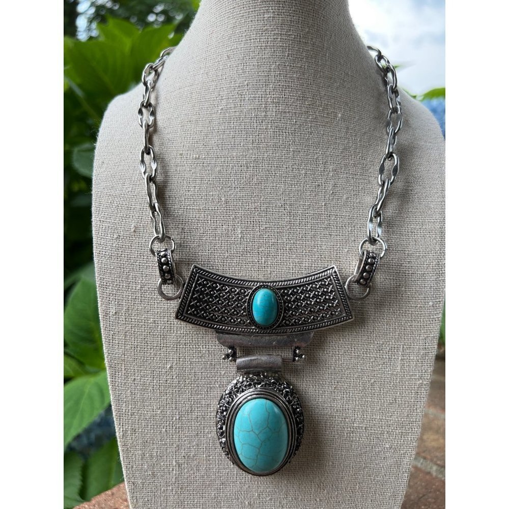 Southwestern Statement Necklace -- 18"